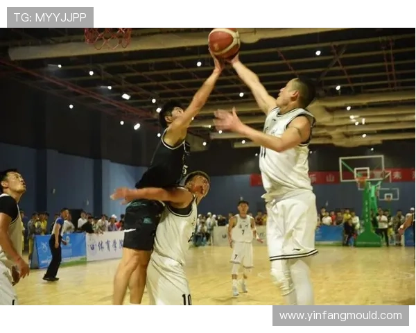 成都篮球队的转型之路:从传统强队到现代竞技新标杆的蜕变与挑战 成都篮球队的转型之路:从传统强队到现代竞技新标杆的蜕变与挑战